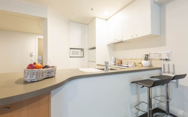 Spacious Apartment in Auckland Central