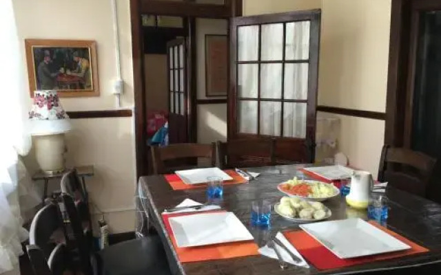 Hostal Dundo Ivo Spa