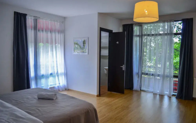 Chardonnay Boutique Hotel