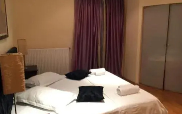 Ideal Accommodation Unirii Square