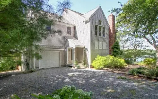 43 Santuit Ln Home