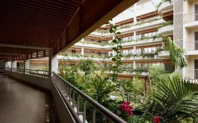 Golden Height Hotel