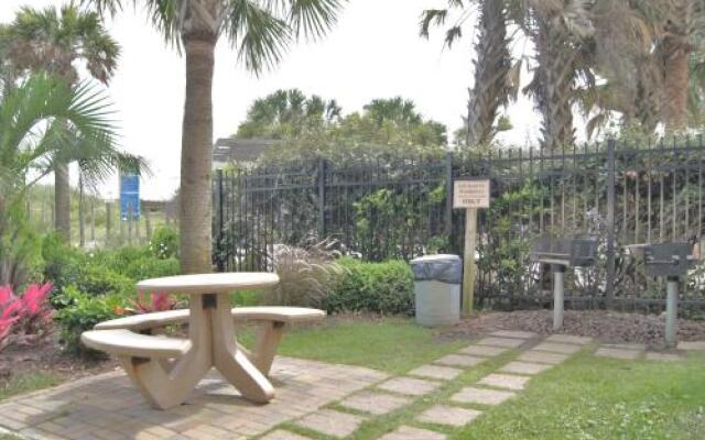 Windemere 605 by RedAwning