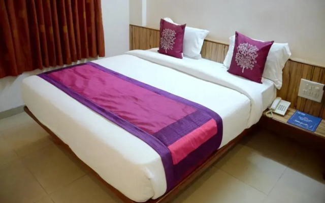 OYO Rooms Sambhaji Nagar Near Thermax Pimpri