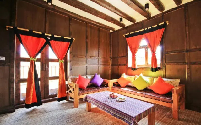 Tulip Inn Jiuzhaigou Shangmo Hotel