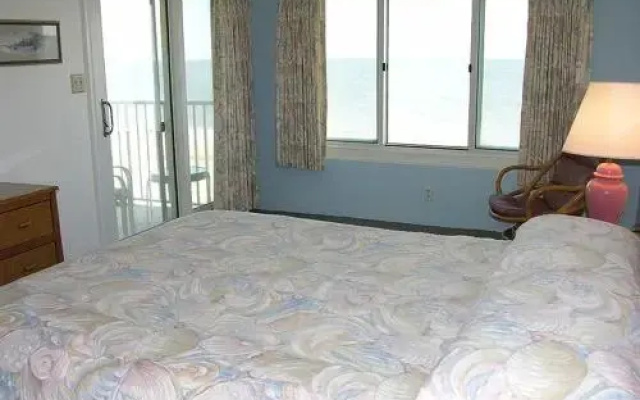 Barefoot Country 508 2 Bedroom Condo by RedAwning