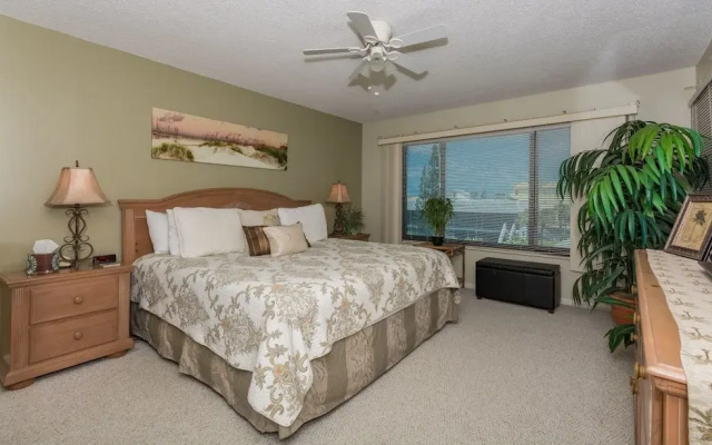 CI-B302 - Cedar Island Club