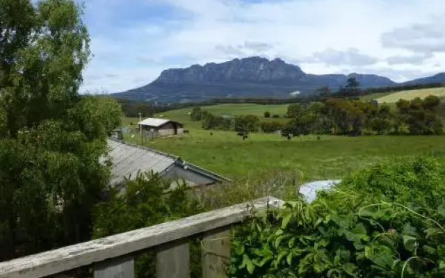 Carinya Farm Holiday Retreat