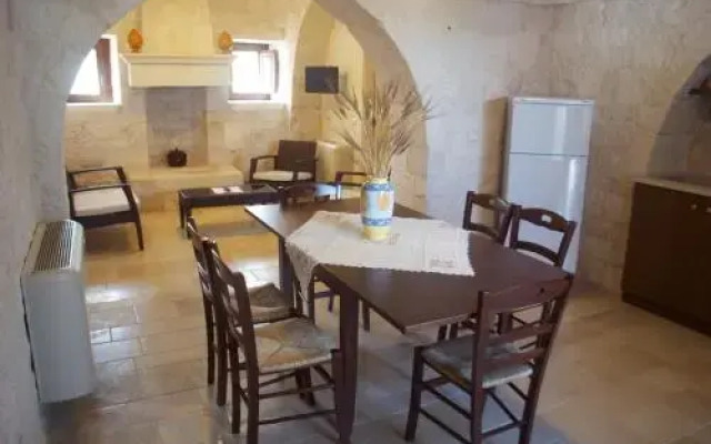 Trulli Arco Antico