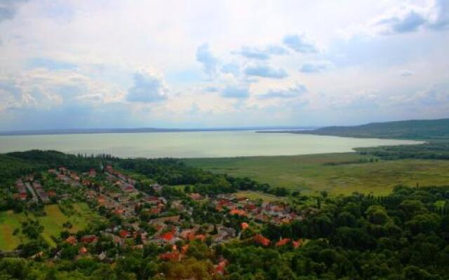 Berkes Vendégház és Borozó