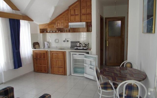 Gunes Apartments