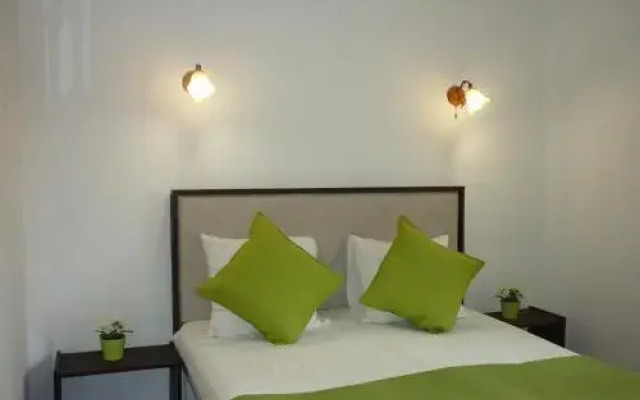 Yucca Guest House