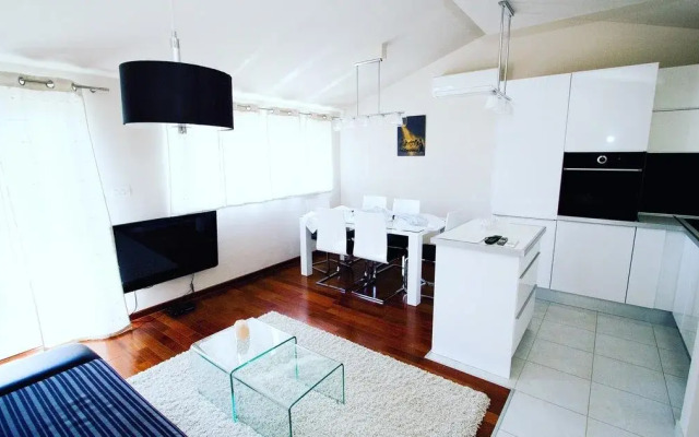 Deluxe Suites Mandić