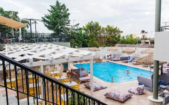 Sunshine Hotel Malia
