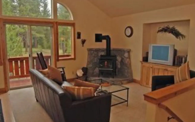 Trailside Villa