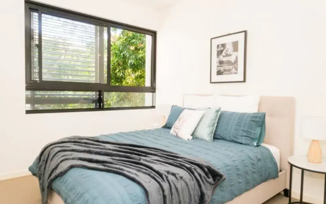 Spacious Apartment Close to Chatswood