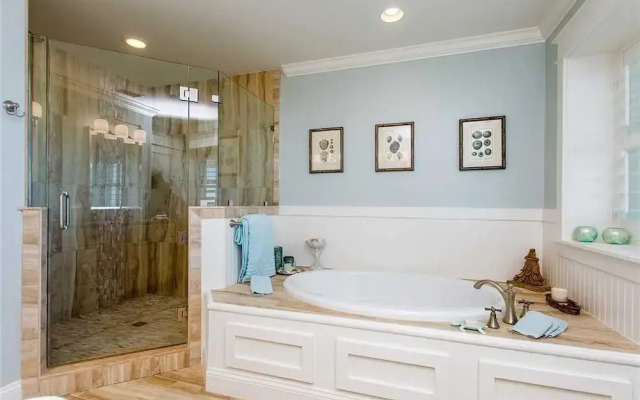 Sea Salt - Five Bedroom Home
