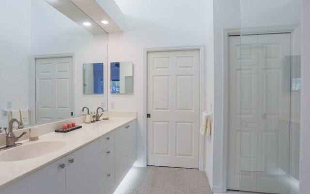 University Park 15 - 2 Br Home