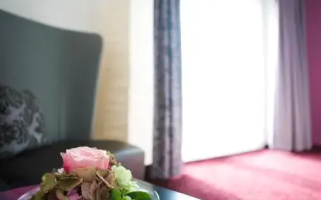 Hotel Fauna