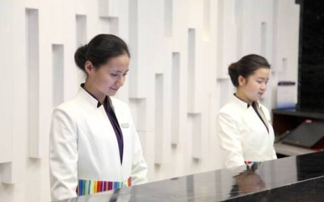 ZMAX Hotels Beijing Linheli Metro Station