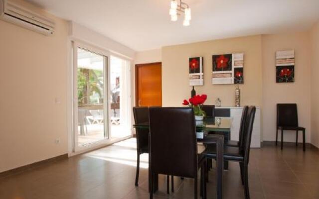 Villa Ferrera Select A