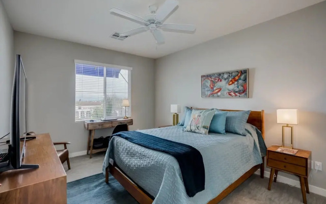 Queen Creek #341 - 2 Br Condo