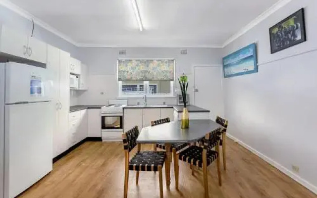 Victoria Parade, 29B