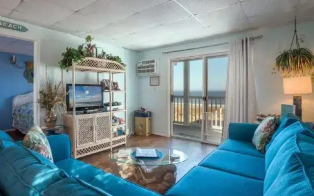 46th St Windjammer 309 1Br Condo