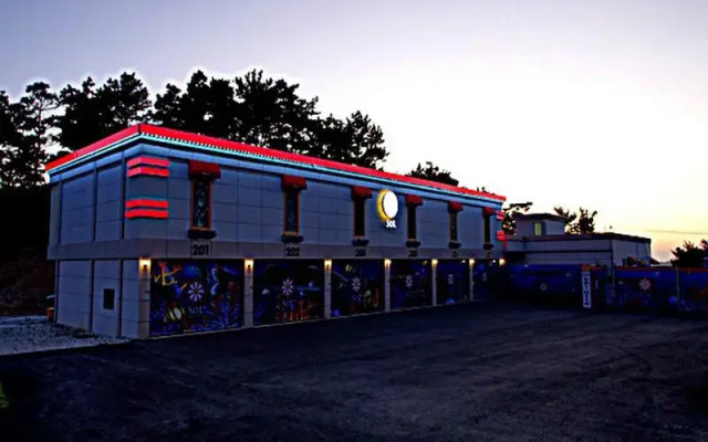 Sol Motel