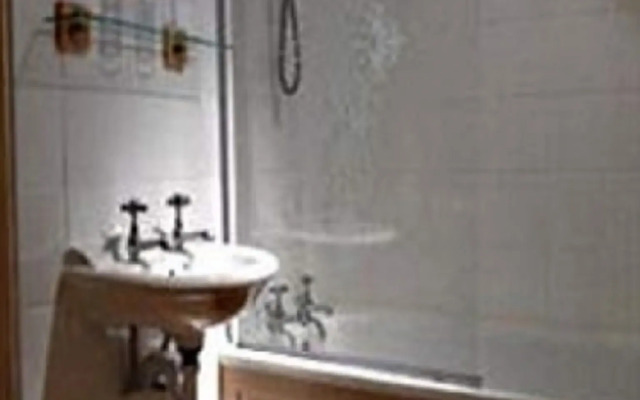 Llysyfran Farm B&B