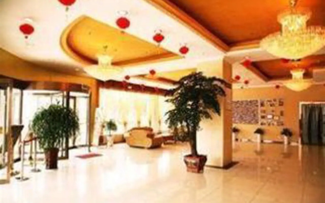 Super 8 Hotel Lianyungang Rail