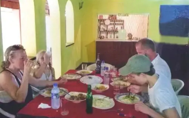 Villa Sunshine Hotel