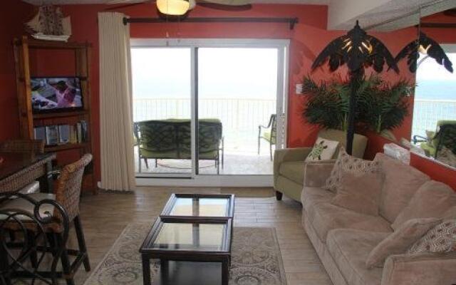 Royal Palms 1107 by RedAwning