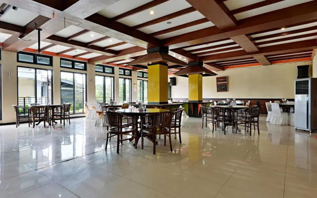 ZEN Rooms Cibogo Megamendung Puncak