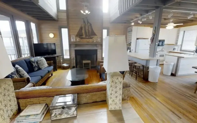 Anchorage - 6 Br Home
