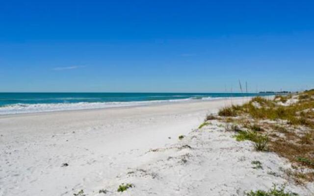 Ocean Park Terrace 203 by RedAwning