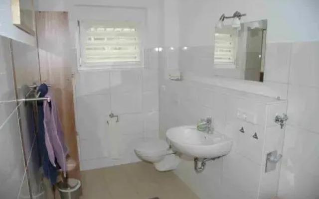 Ferienwohnung Rheingeschaut