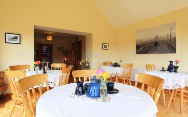 2 Mile Lodge