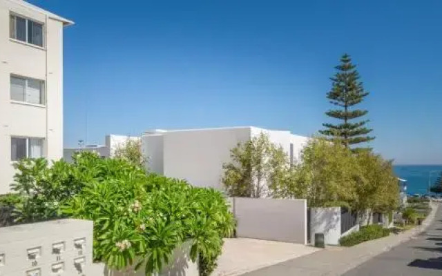 Overton Beach Pad