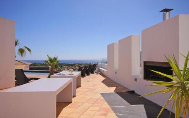 Villa Moderna - Plusholidays
