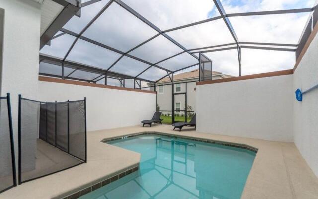 Amazing Townhouse! Storey Lake - 4813CS