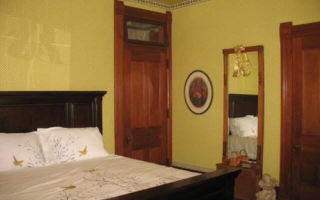 The Grand Kerr House