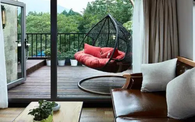 Xihu Congcongnanian Boutique Inn