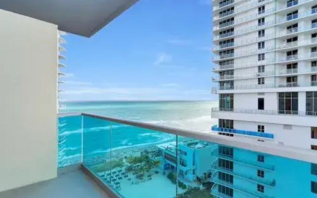 Apartment Hallandale L15