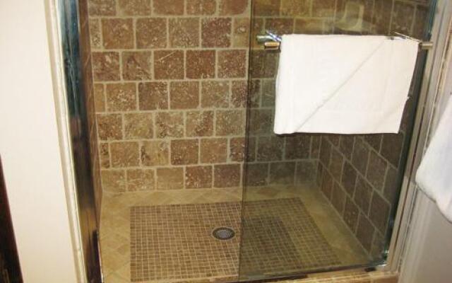 Sherwin Villas #63 - Private Deck & Near Lakes