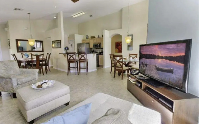 Neverland Villa Solana Resort 4 Br villa by RedAwning