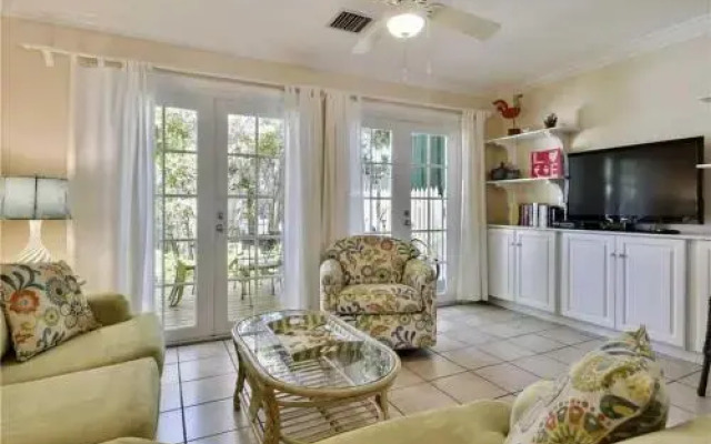 Breezy Bungalow (Townhouse)
