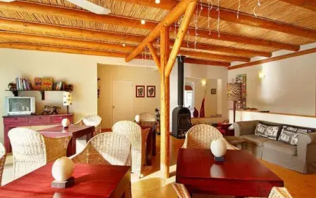 Cape Paradise Lodge and Apartments