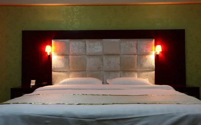 Lianjie Hotel