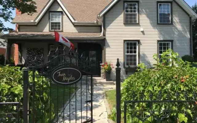 Twin Maples Bed and Breakfast